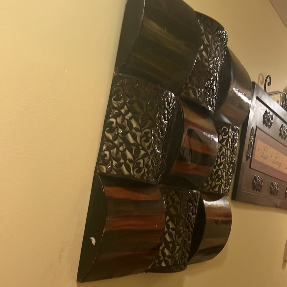 Metal wall Decor - Picture 2 of 4